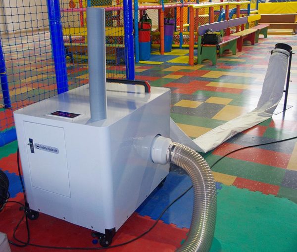 Máquina de limpieza de piscinas de bolas para parques infantiles