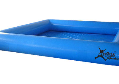 Giant inflatable swimming pool