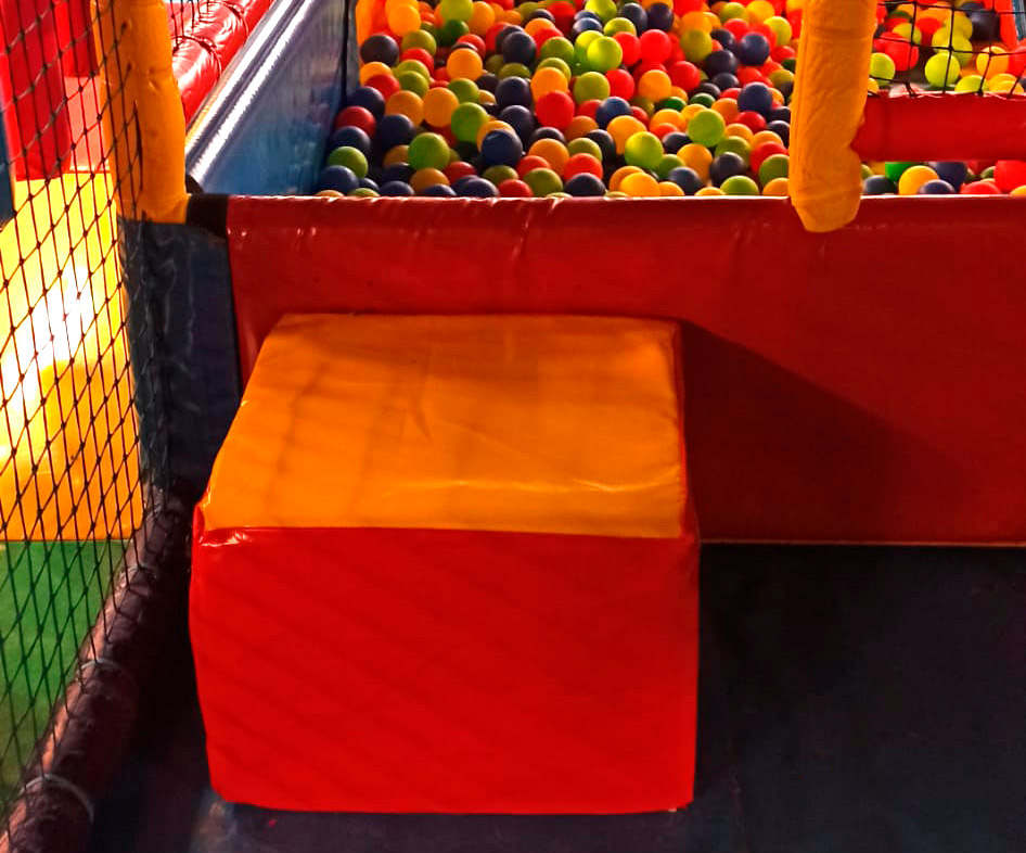Cube foam for indoor playgrounds